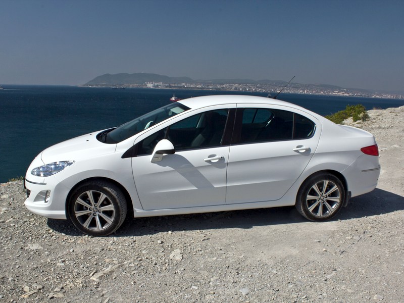 Выкуп Peugeot 408 в Москве