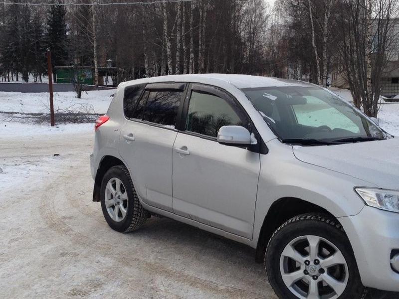 Автовыкуп Toyota RAV4 в Москве